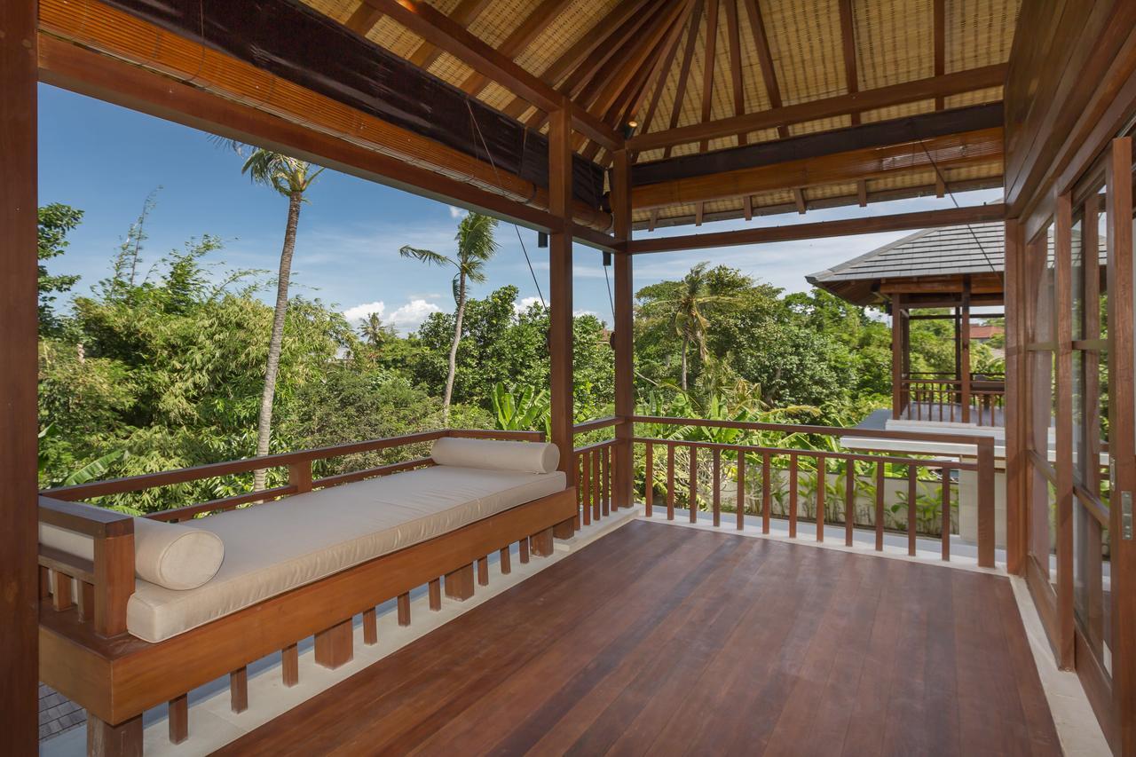 Villa Rusa Biru - Modern Villa With Private Pool And Cook In The Heart Of Berawa Canggu  Exterior photo